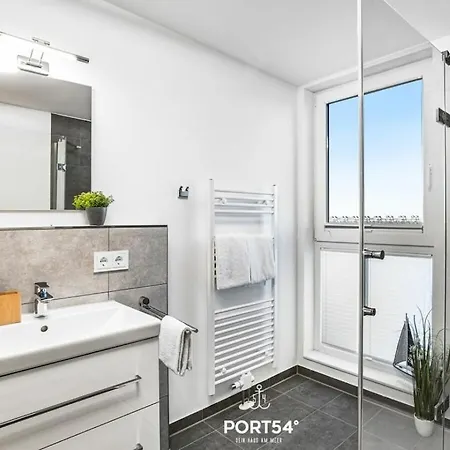 With 3 Bedrooms * Olpenitz