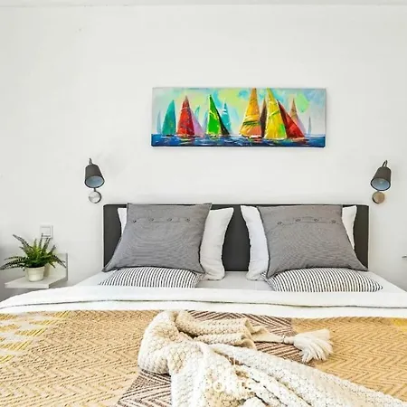 With 3 Bedrooms *